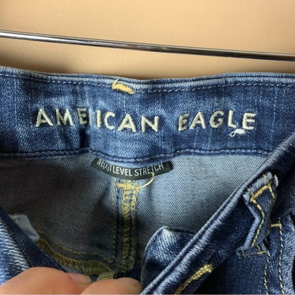 [American Eagle] Distressed Curvy Super Hi Rise Denim Stretch Jeggings - Picture 4 of 10